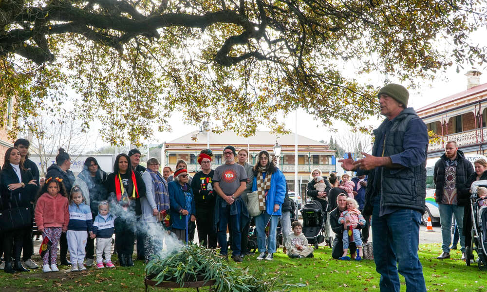 Uncle Doug Nicholls conducted a Smoking Ceremony at the Cave Garden/Thugi for NAIDOC Week.