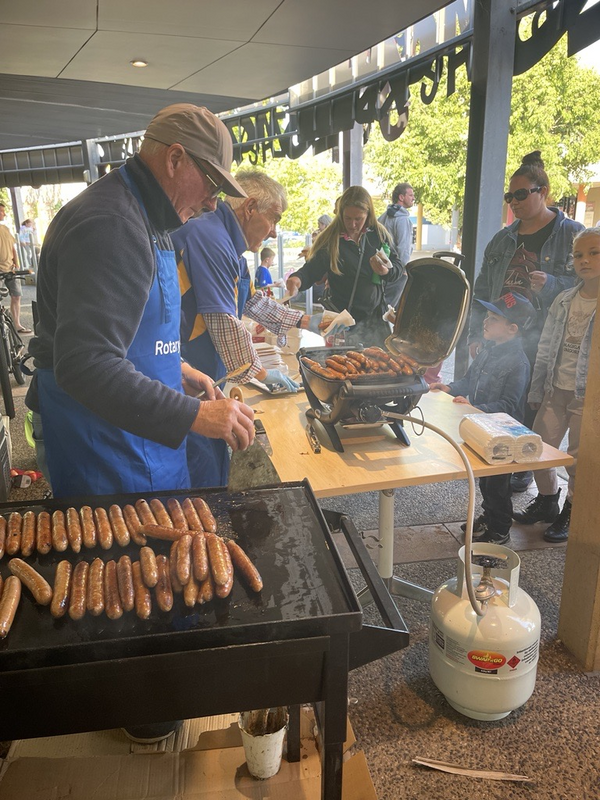 Rotary Club of Mount Gambier prepared a barbecue for the children and their families to celebrate the occasion.
