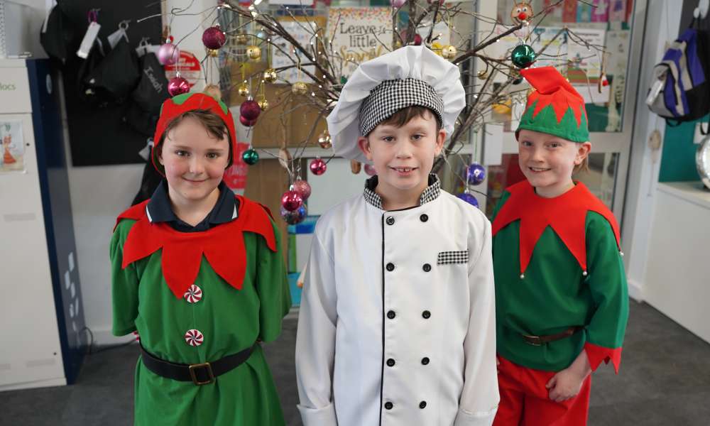 North Gambier Primary School students dressed up for the Christmas Parade.