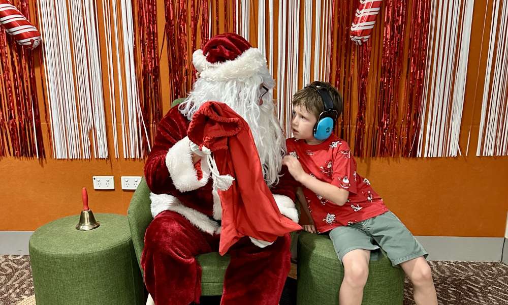 Linkin with Santa.
