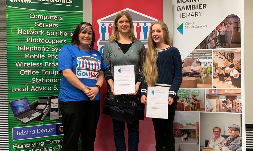 City of Mount Gambier Library Youth Services Coordinator Terasa Nearmy (left) with adult node winners Charlene Bachmann and Correa Bachmann (Mark Bachmann absent).