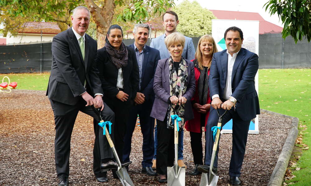 Member for Mount Gambier Troy Bell, Councillors Kate Amoroso, Frank Morello and Ben Hood with Mayor Lynette Martin, Councillor Sonya Mezinec and Member for Barker Tony Pasin.