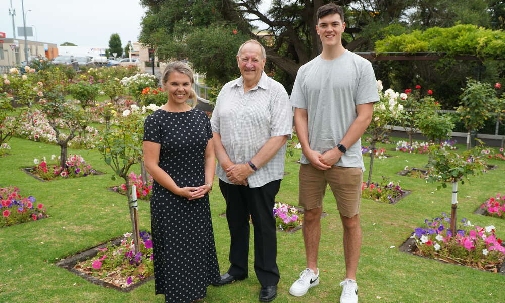 2020 Mount Gambier and District Tertiary Health Education Grant recipients Sarah Riddoch and Mitch Hunter with Mount Gambier and District Tertiary Health Education Grants Program Chairman Rodney Summers.