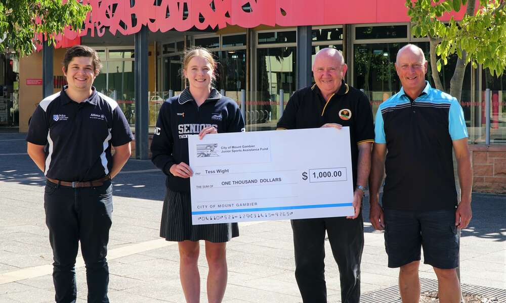 Mount Gambier Cycling Club Junior Tess Wight (second from left) was named the 2019 Junior Sports Assistance Fund (JSAF) Exceptional Junior. Tess is pictured with JSAF Committee Presiding Member Cr Christian Greco (left) and Commercial Club Inc. President Graham Dent and Secretary Phil Bliss (right).