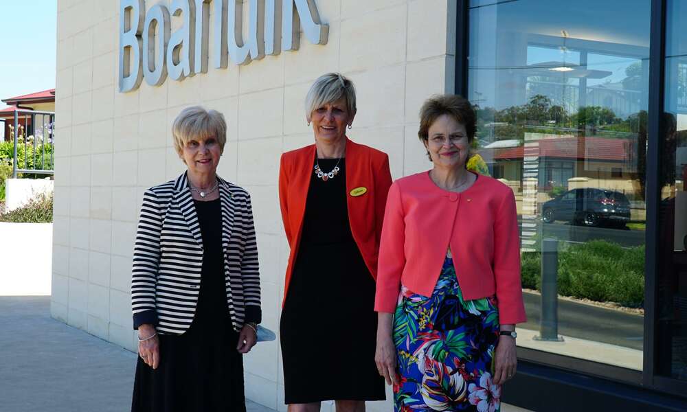 Mayor Lynette Martin, Boandik Lodge CEO Gillian McGinty and Her Excellency the Honourable Frances Adamson AC.